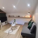 Le Des Vannes Apartment *